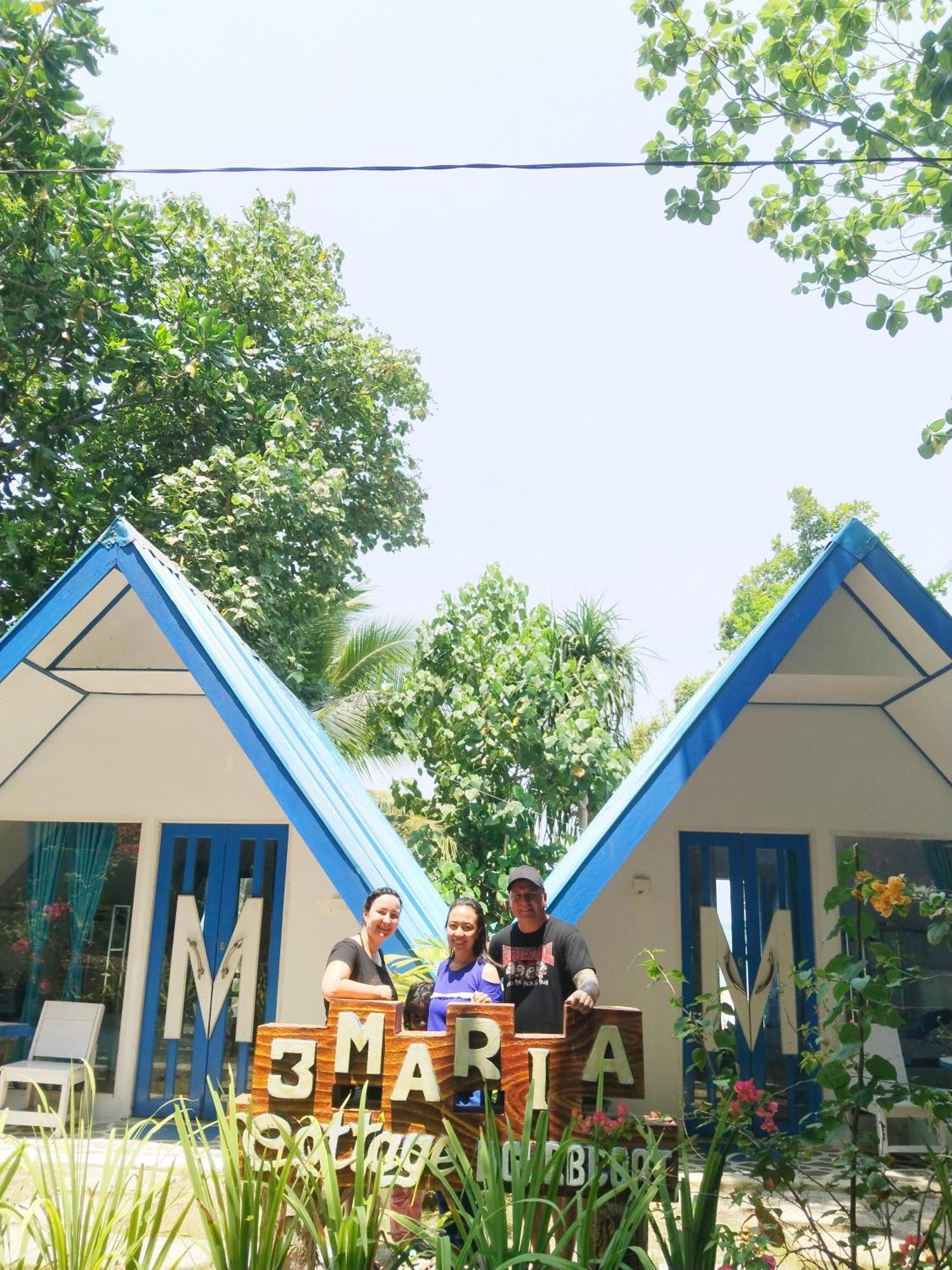 Tria Maria Cottage Ngurbloat Quarto foto